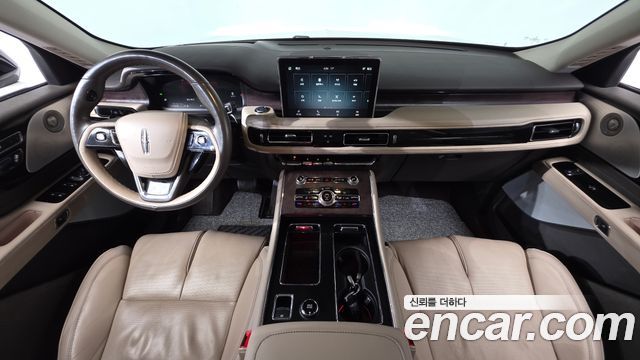 Lincoln Aviator 2022 — photo 10