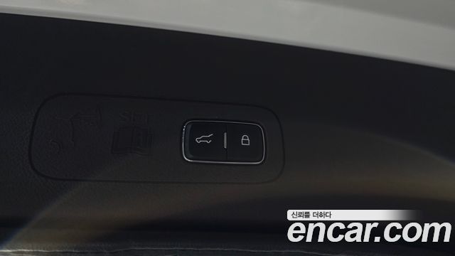 Lincoln Aviator 2022 — photo 24