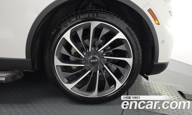 Lincoln Aviator 2022 — photo 7