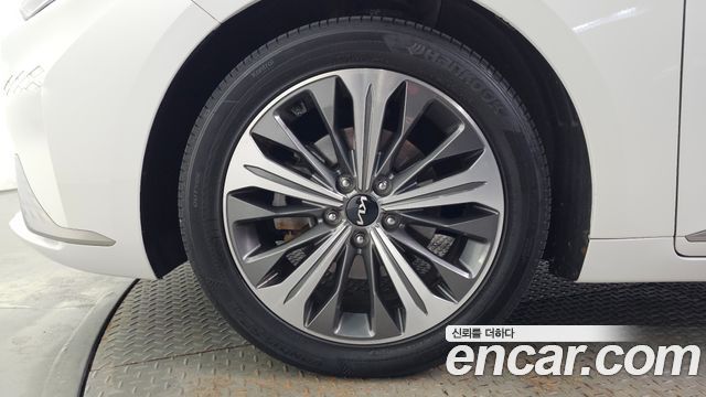Kia K8 2022 — photo 5