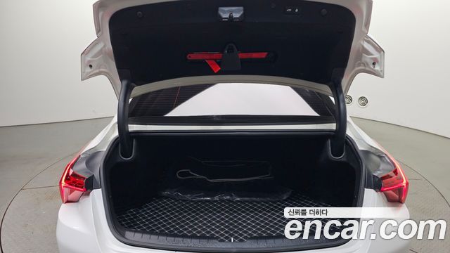 Kia K8 2022 — photo 20