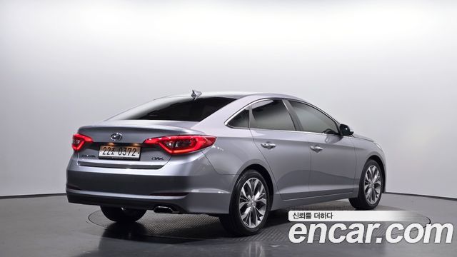 Hyundai Sonata 2017 — photo 2