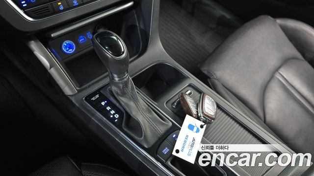 Hyundai Sonata 2017 — photo 12