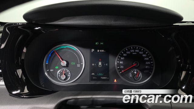 Kia K5 2023 — photo 11