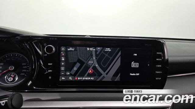 Kia K5 2023 — photo 20