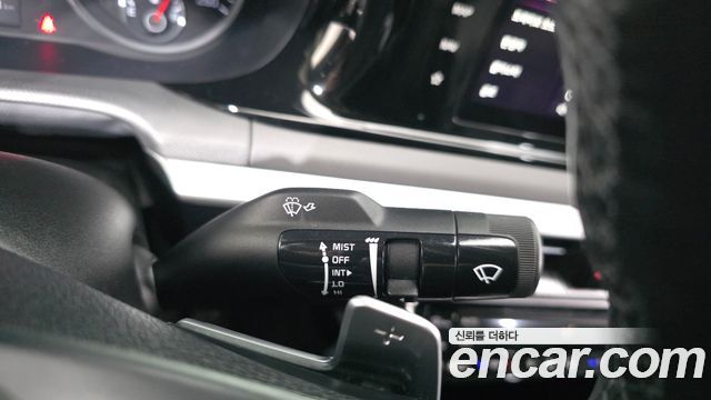Kia K5 2023 — photo 29