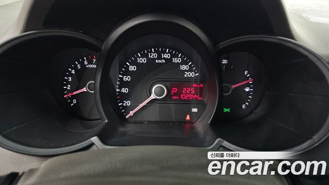 Kia morning 2014 — photo 11