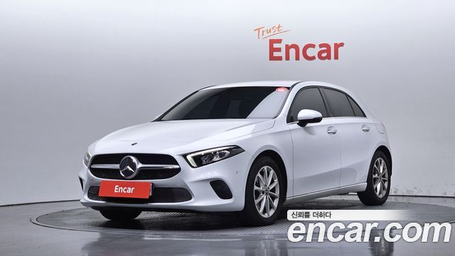 Mercedes-Benz A-Class 2019 — photo 1