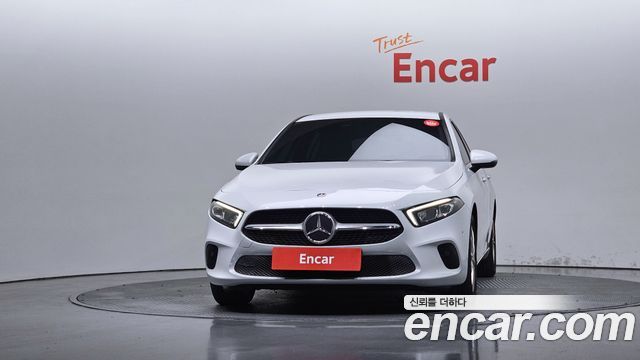 Mercedes-Benz A-Class 2019 — photo 3