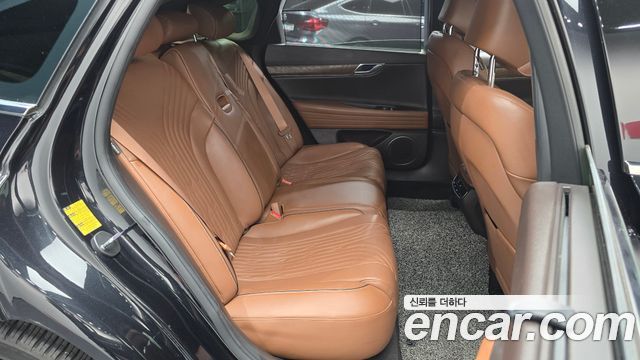Genesis G80 2023 — photo 17
