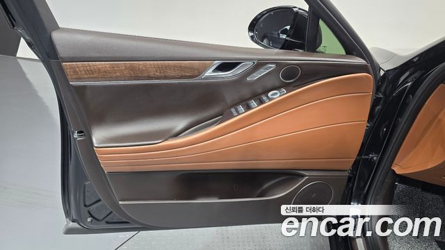 Genesis G80 2023 — photo 14