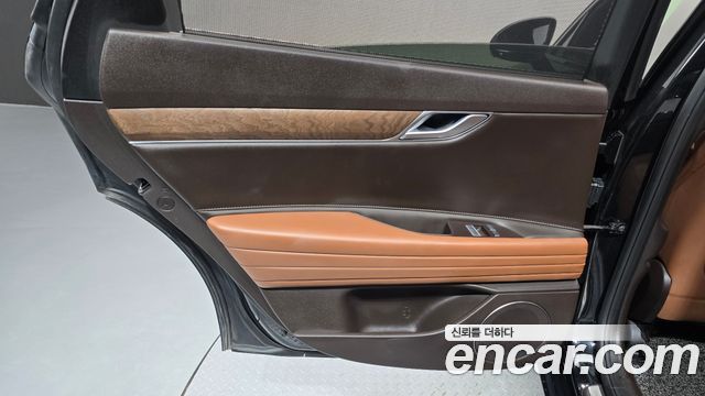 Genesis G80 2023 — photo 15