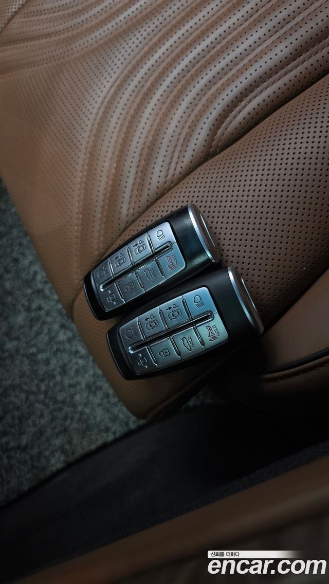 Genesis G80 2023 — photo 28