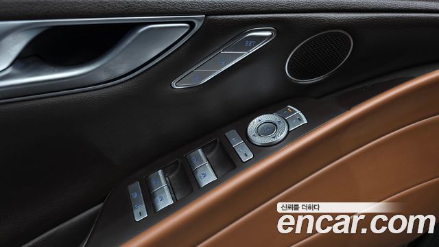 Genesis G80 2023 — photo 30