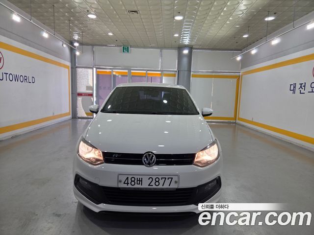 Volkswagen Polo 2014 — photo 3