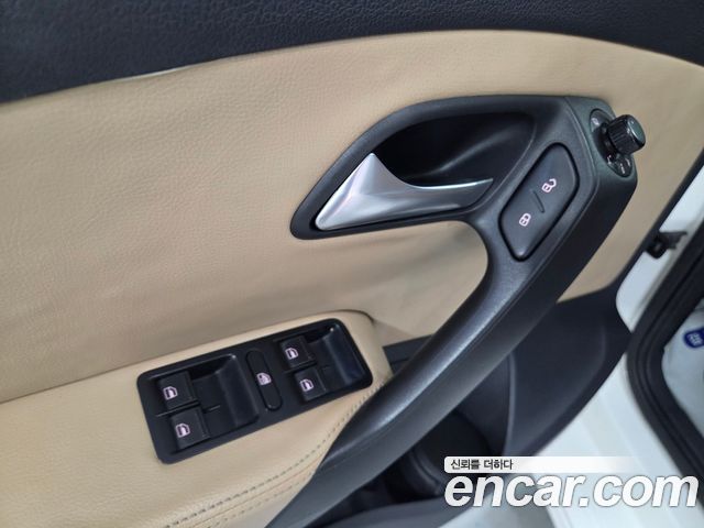 Volkswagen Polo 2014 — photo 16