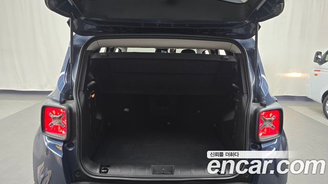 Jeep Renegade 2022 — photo 19