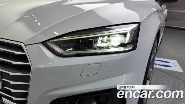 Audi A5 2019 — photo 8