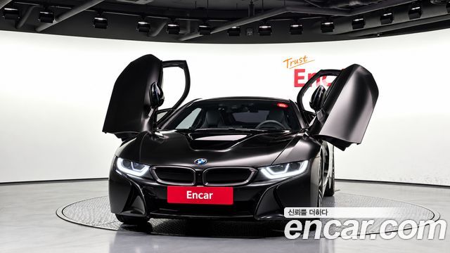 BMW i8 2016 — photo 3