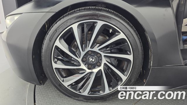 BMW i8 2016 — photo 5