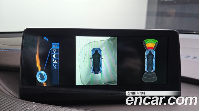 BMW i8 2016 — photo 16