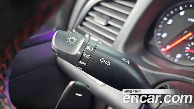 Hyundai AVANTE 2018 — photo 26
