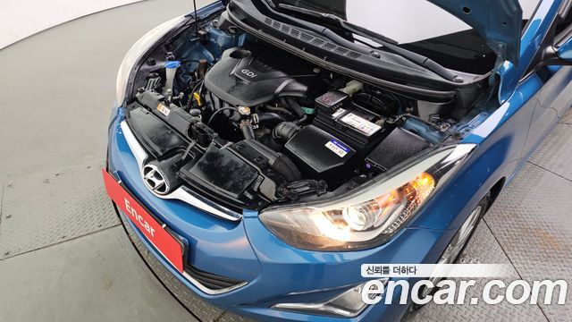 Hyundai AVANTE 2015 — photo 6