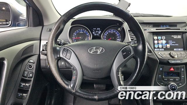 Hyundai AVANTE 2015 — photo 16
