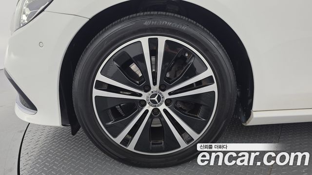 Mercedes-Benz E-Class 2021 — photo 5