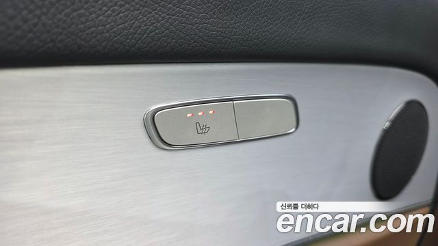 Mercedes-Benz E-Class 2021 — photo 23