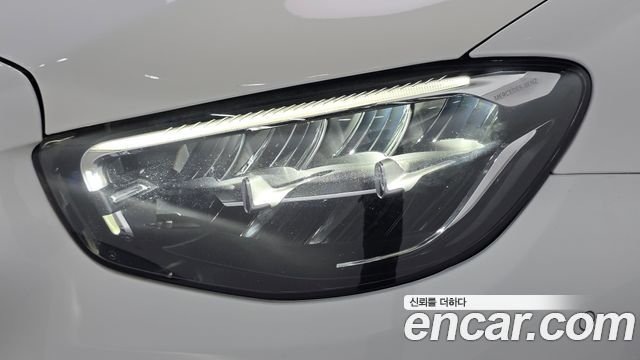 Mercedes-Benz E-Class 2021 — photo 8