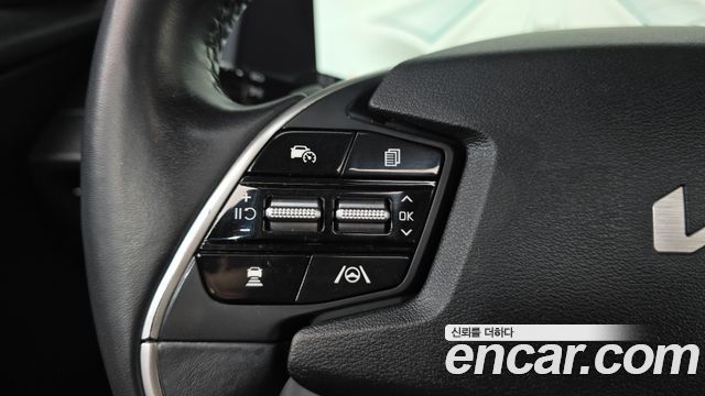 Kia EV6 2022 — photo 28