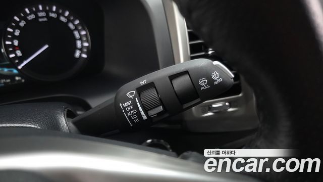 KG Mobility Rexton 2019 — photo 29