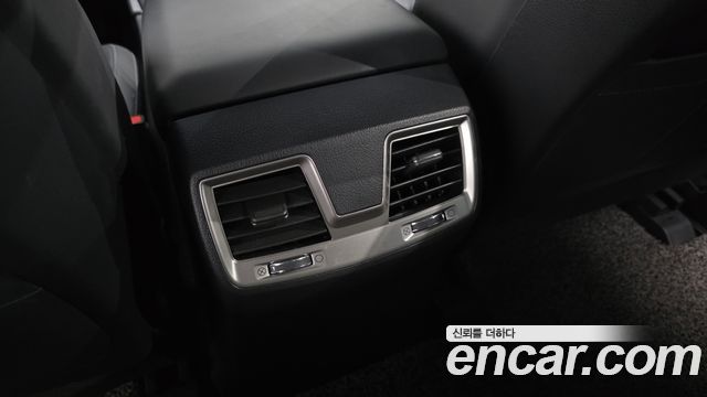 KG Mobility Rexton 2019 — photo 33