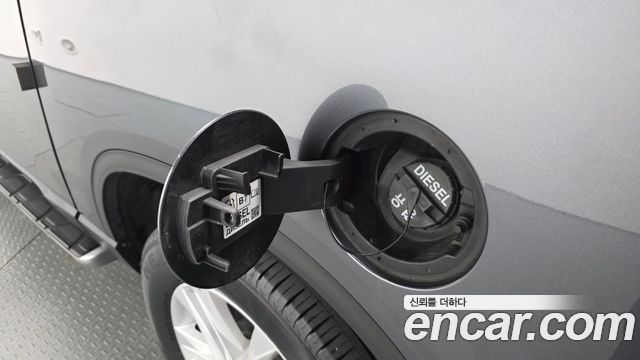 KG Mobility Rexton 2019 — photo 37