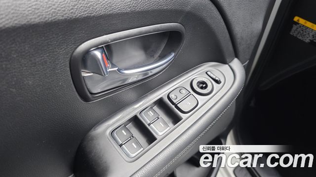 Kia Carens 2018 — photo 26