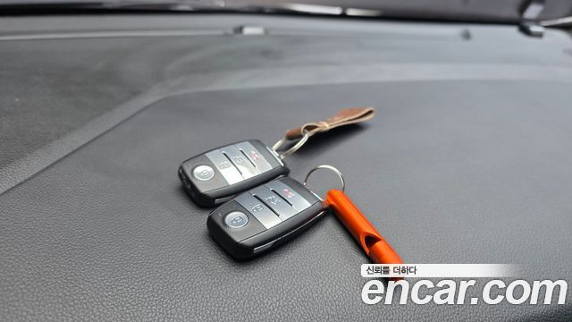 Kia Carens 2018 — photo 28