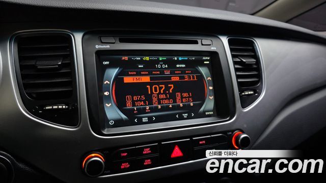 Kia Carens 2018 — photo 29