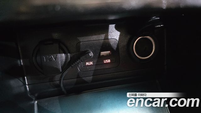 Kia Carens 2018 — photo 30