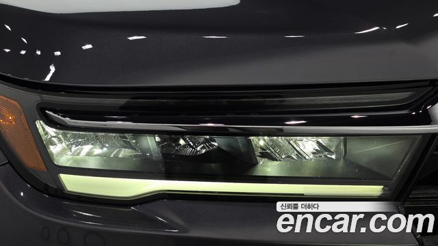 Honda Pilot 2023 — photo 8