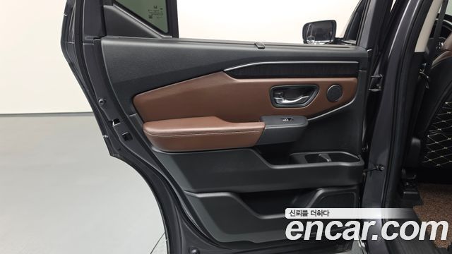 Honda Pilot 2023 — photo 15