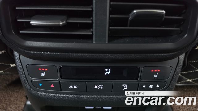 Honda Pilot 2023 — photo 32