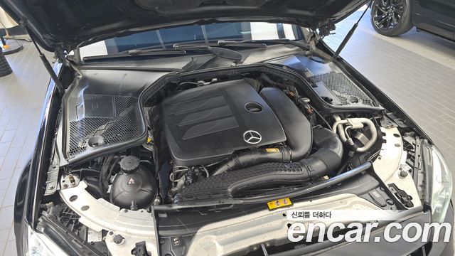 Mercedes-Benz C-Class 2020 — photo 6