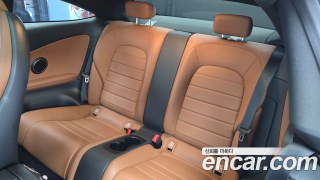 Mercedes-Benz C-Class 2020 — photo 11