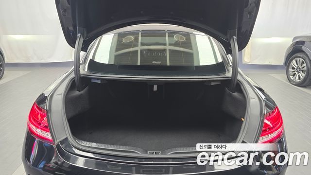 Mercedes-Benz C-Class 2020 — photo 19