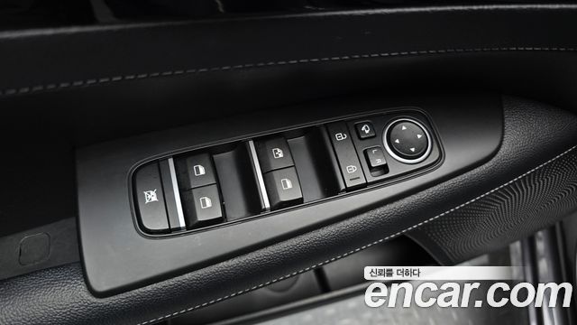 Kia K3 2023 — photo 23