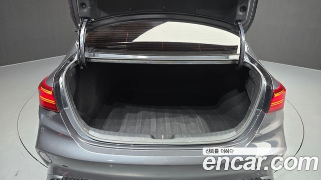 Kia K3 2023 — photo 26