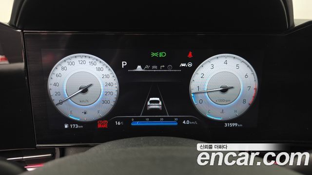 Hyundai AVANTE 2022 — photo 11