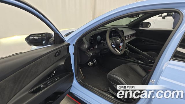 Hyundai AVANTE 2022 — photo 13