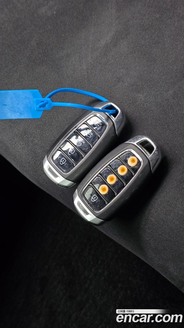Hyundai AVANTE 2022 — photo 23